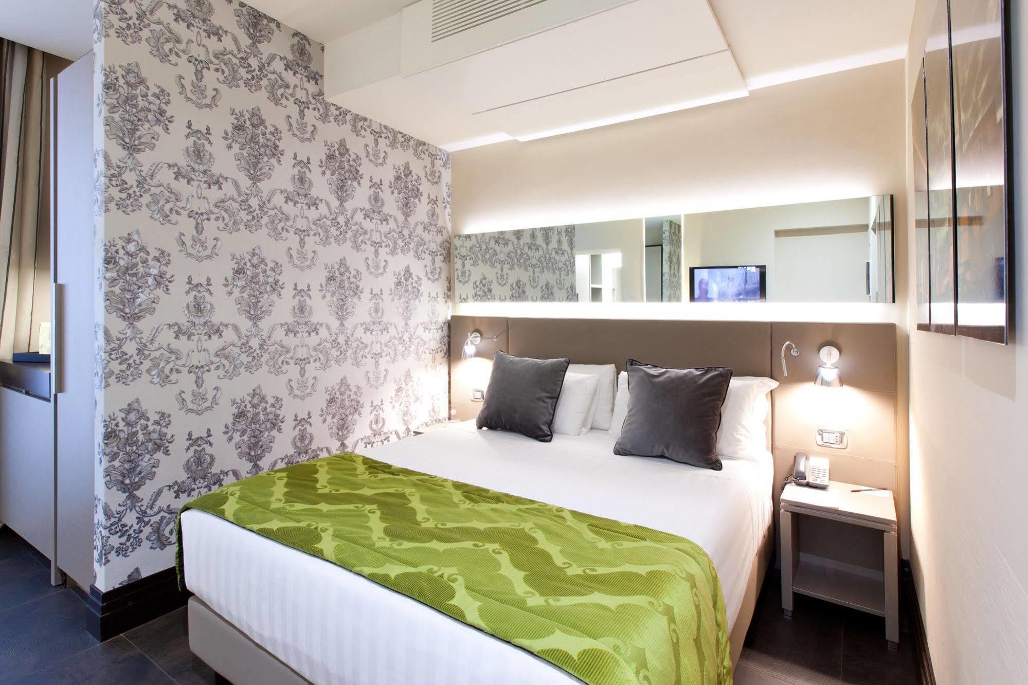 Quirinale Luxury Rooms Рим Екстериор снимка