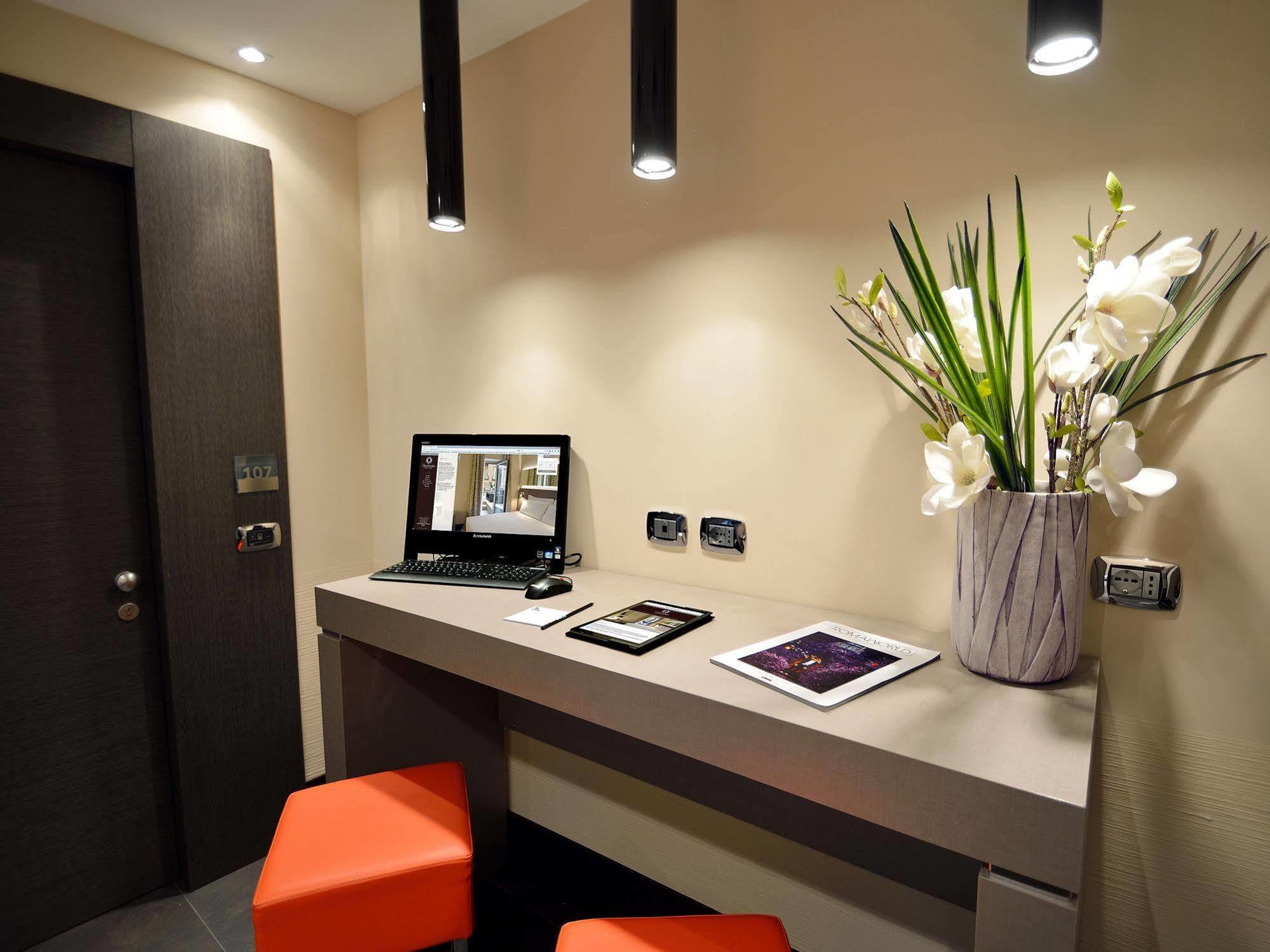 Quirinale Luxury Rooms Рим Екстериор снимка