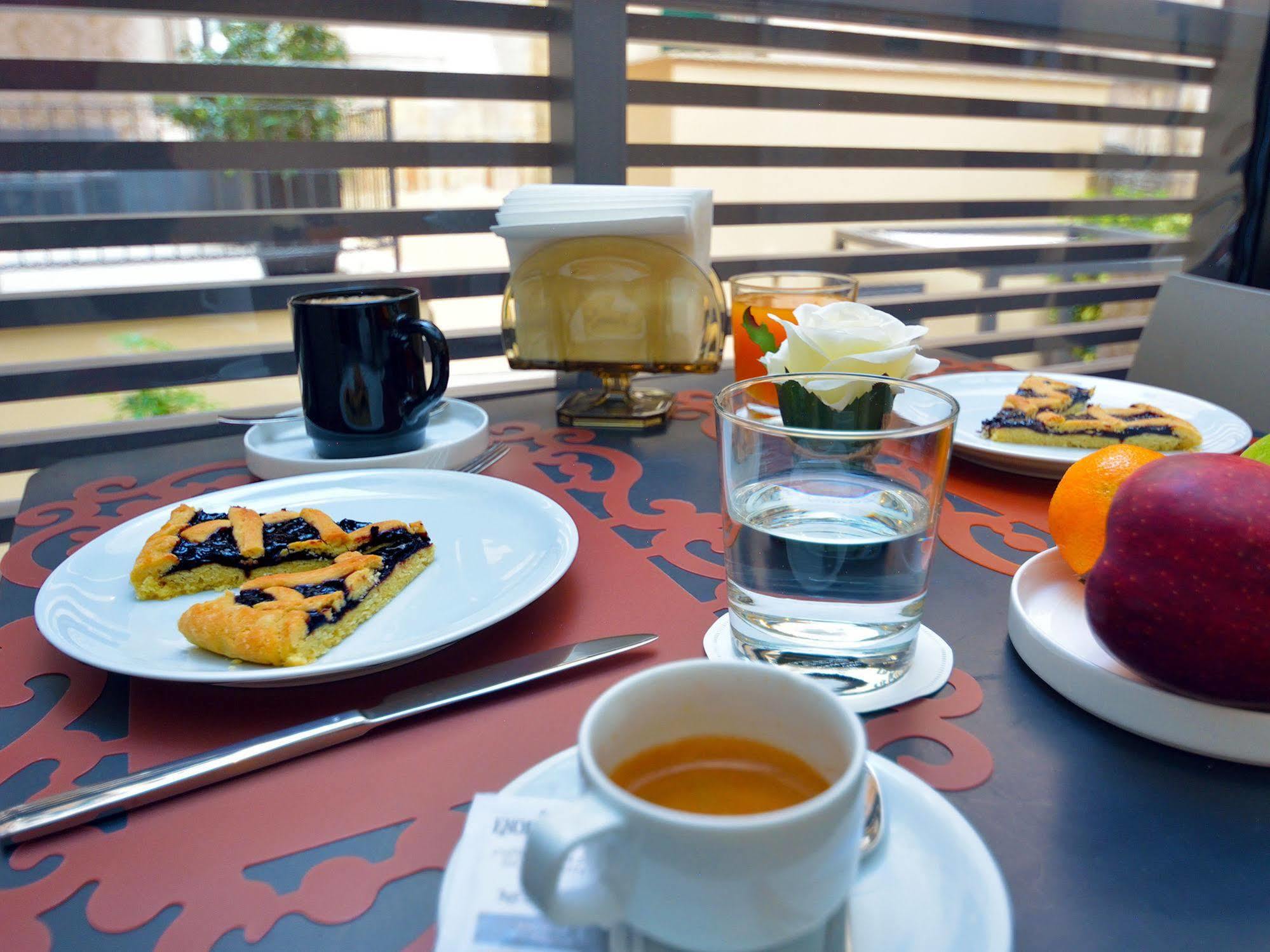 Quirinale Luxury Rooms Рим Екстериор снимка